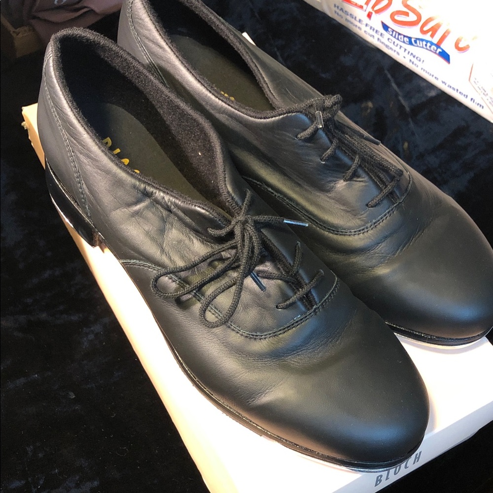 Bloch Respect Womens tap shoes NEW 10.5m
